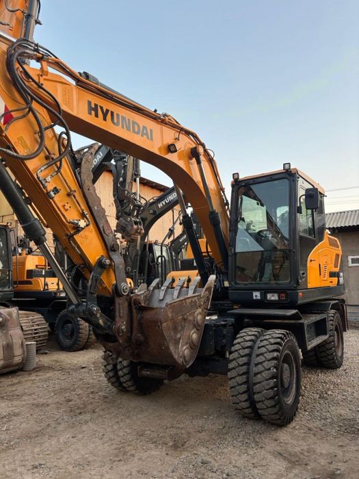 Услуги колесного экскаватора