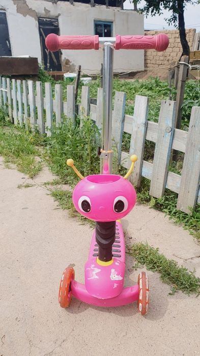 Детский самокат для девочек