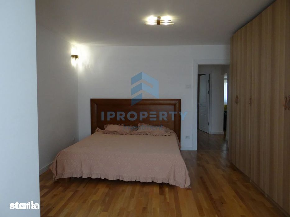 Apartament cu 3 Camere in zona Decebal cu loc de parcare