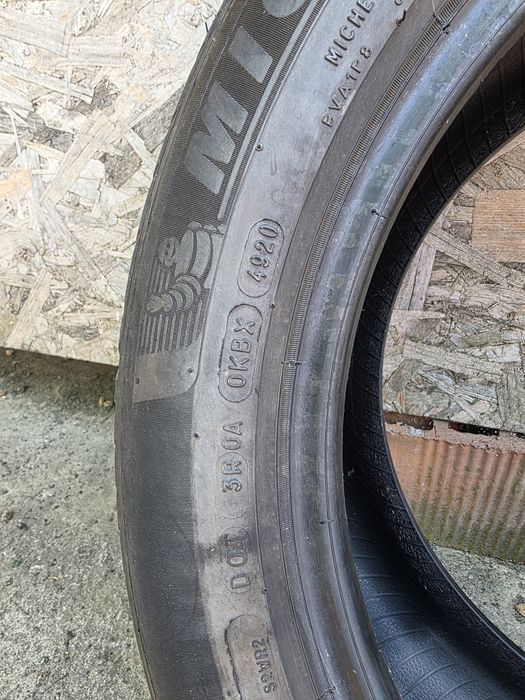 2 anvelope vara 225/50 R17