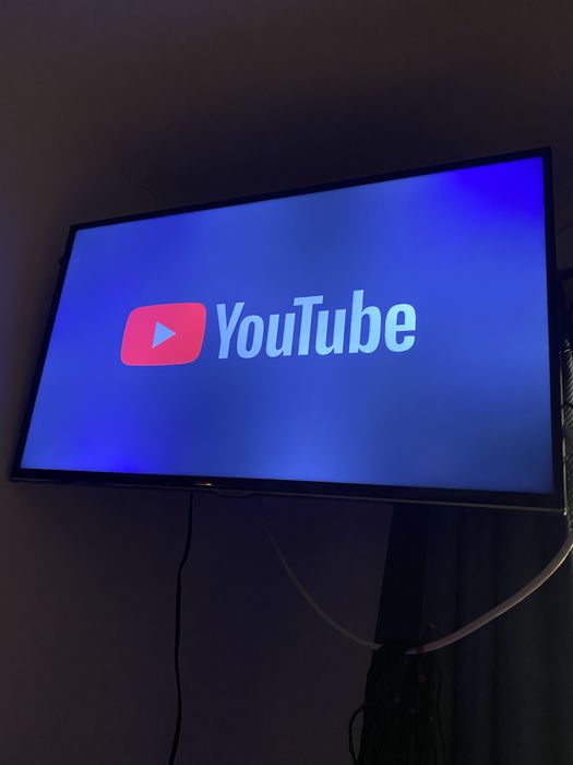 Tv Samsung smart, 82 cm