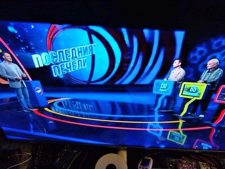 Страхотен телевизор smart HD Samsung