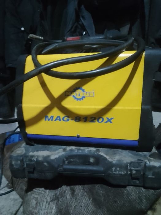 Полу автомат кемпинг