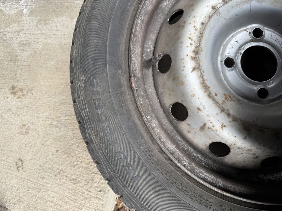 Roti Dacia Pickup Logan 185/65/15 Dot 2021