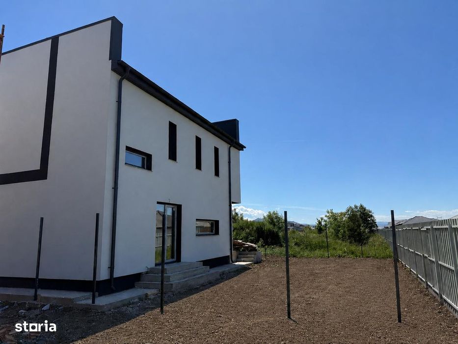 Casa single - Tarlungeni - Izvor - 222.000 EURO