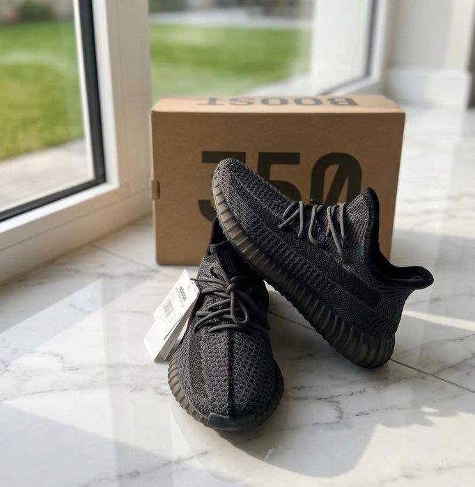 Adidasi Yeezy Boost 350 Negru - Unisex