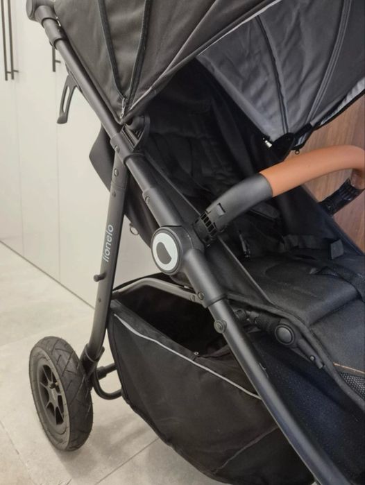 Carucior Lionelo folosit putin