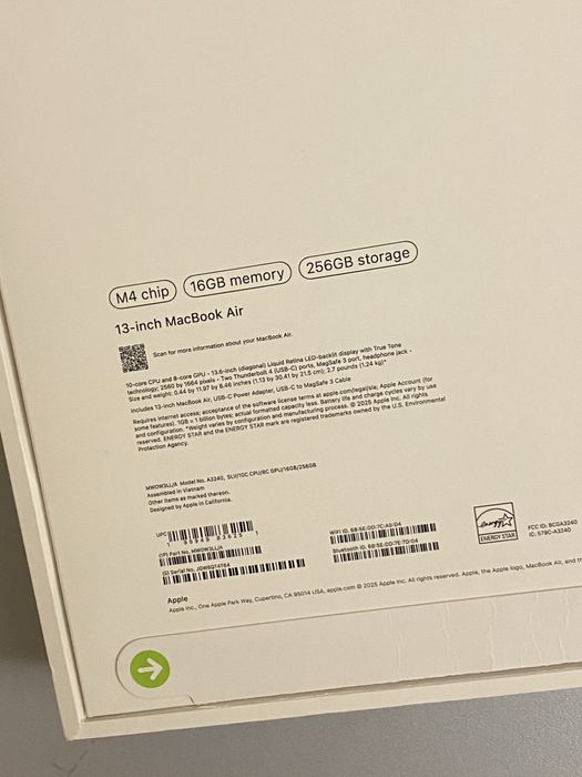 New MacBook air m4 silver 16/256