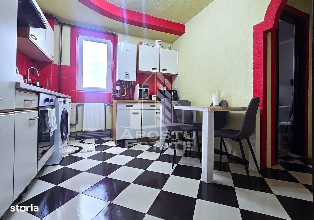 Apartament 3 camere decomandat, etaj 4/4 negociabil