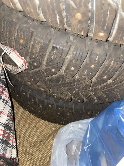 205/55/16 шипы состояние хорошое