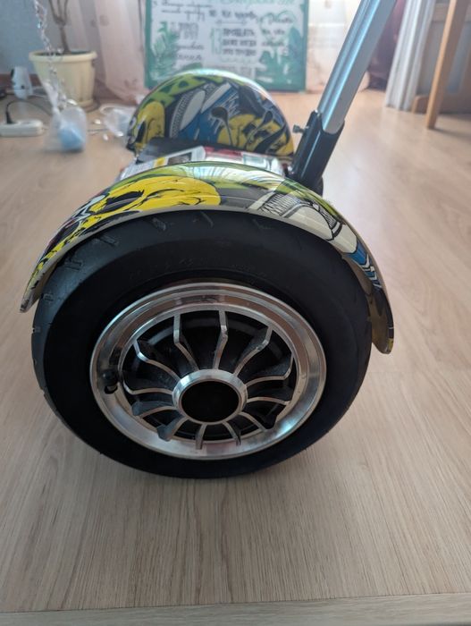 Продам гироскутеры!!!