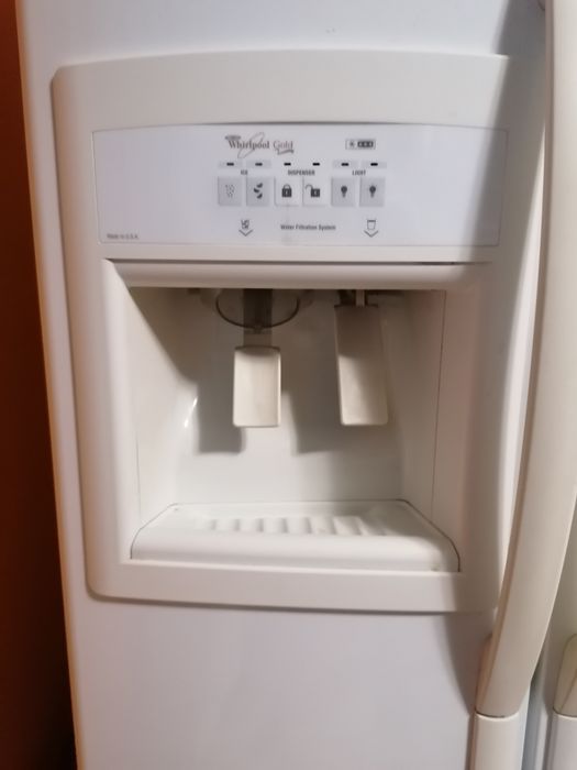 Хладилник Whirlpool