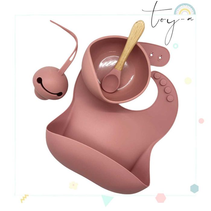 Комплект купа, лигавник и биберонодържач от силикон