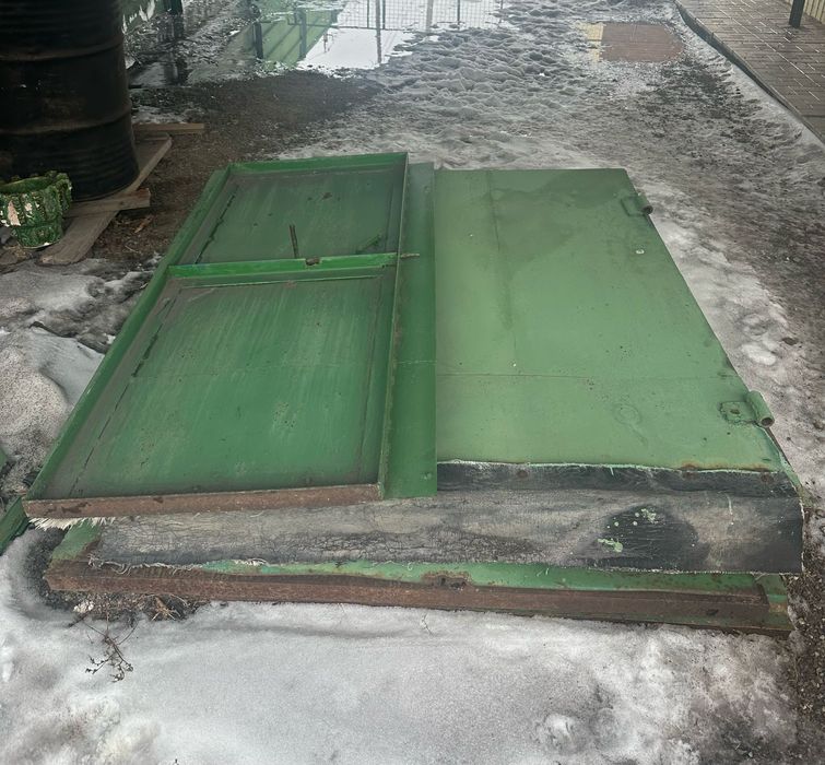 Продам ворота с калиткой