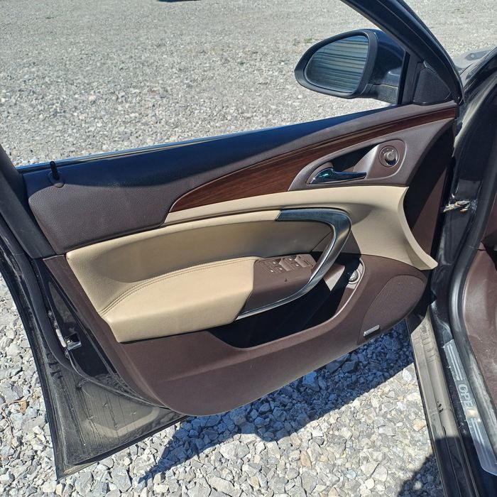 Опел инсигния 2.0 сдти 160кс АВТОМАТИК НА ЧАСТИ