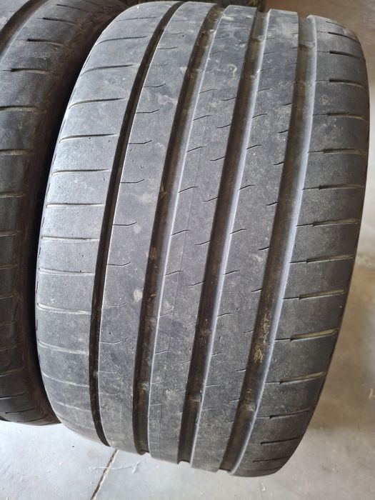2 Anvelope de vara  265 30 r20 Bridgestone