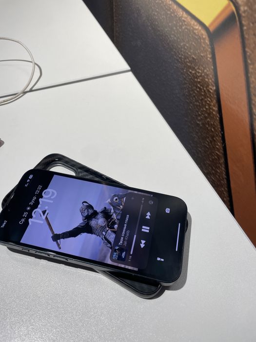 Iphone 14 в хорошем состоянии