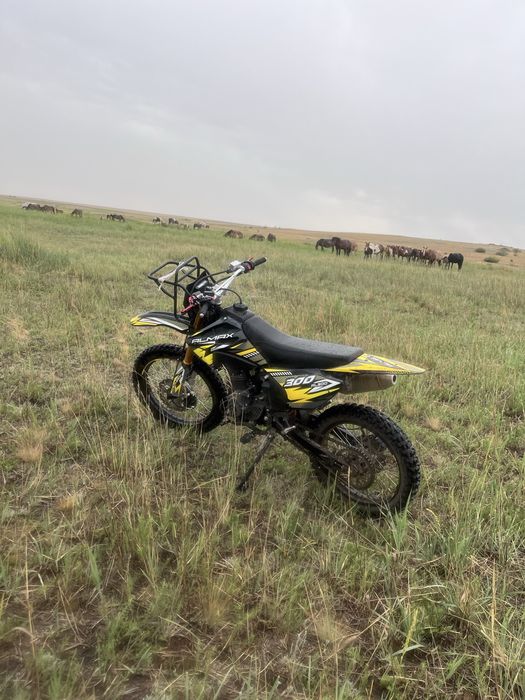 Продам Эндуро 300 куб