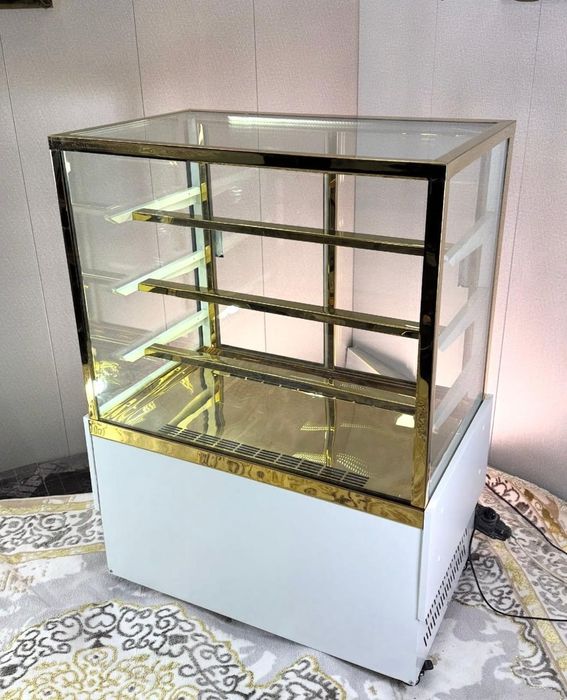 Витринный Холодильник