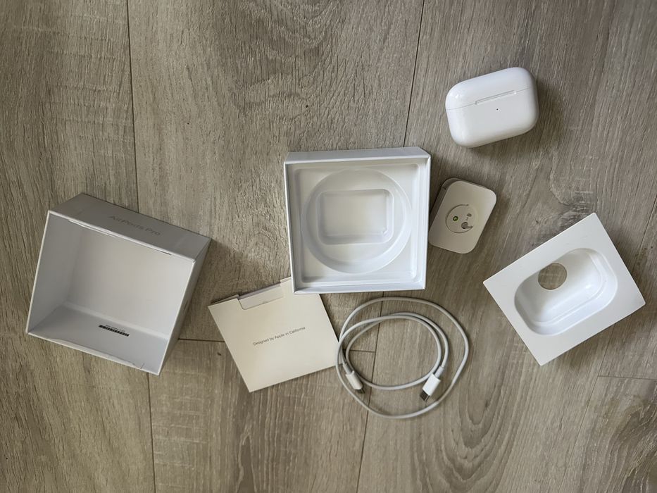 AirPods pro casti wireless