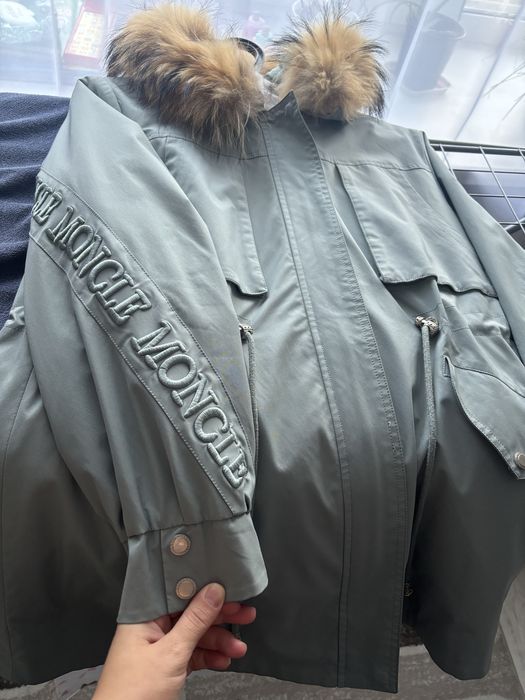 Продам парку зима