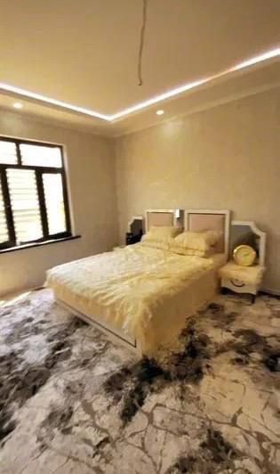 Продаётся коттедж два этажа + подвал площадь 240м2. 140,000 торг есть.