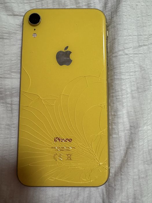 Срочно продам айфон xr