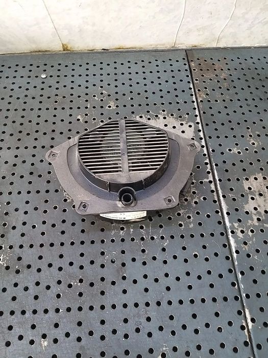 Boxa audio dreapta spate audi a2 8z0 8z0035411