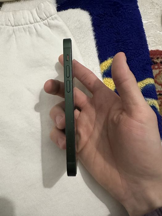 Продам Айфон 13 мини