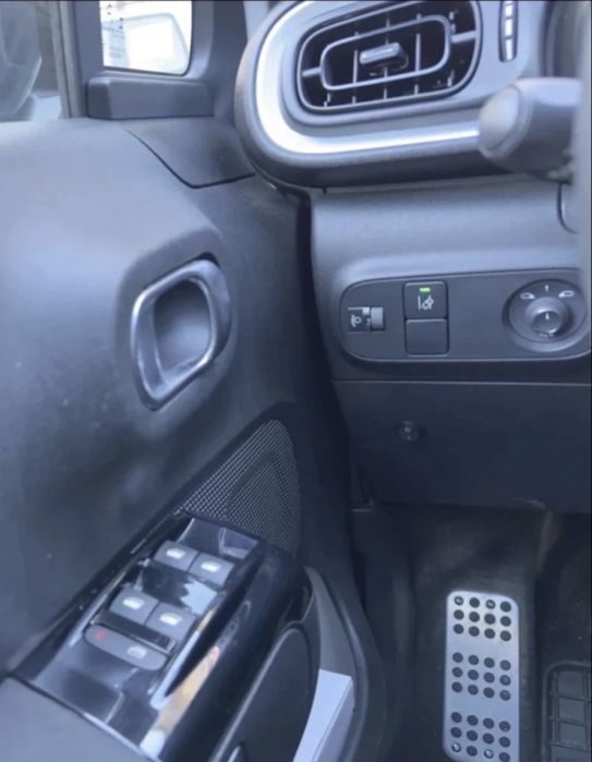 Citroen C3 1.6 HDI 2019-та Отличен ,регистриран и обслужен !