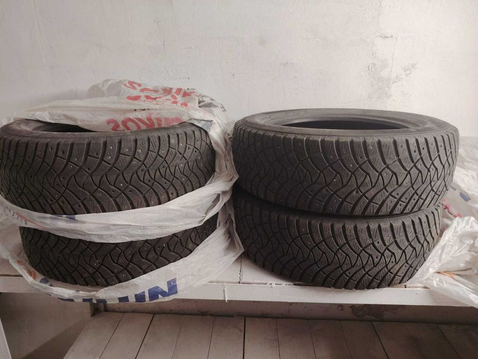 Продам шины зима и лети