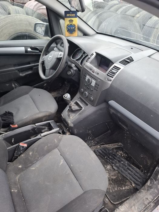 Vand scaune si piese interior opel zafira cu 7 locuri