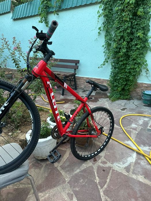 Продам велик LEITE
