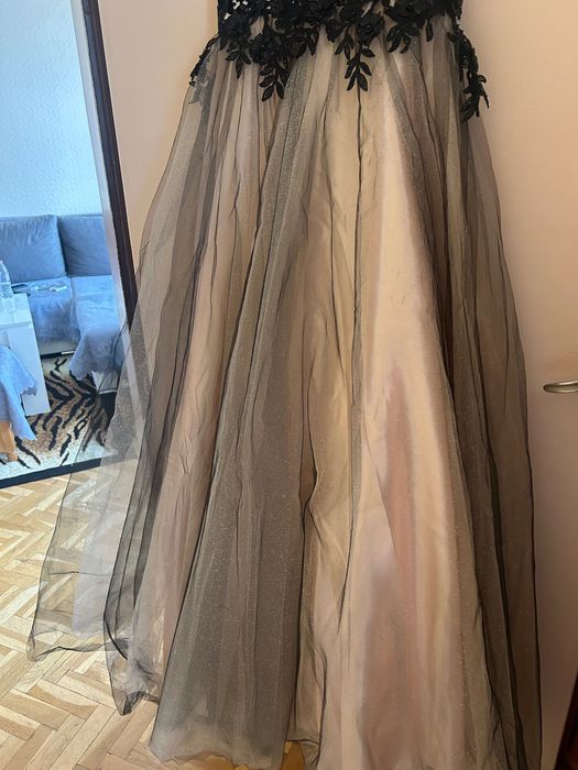 Официална рокля/Абитуриентска