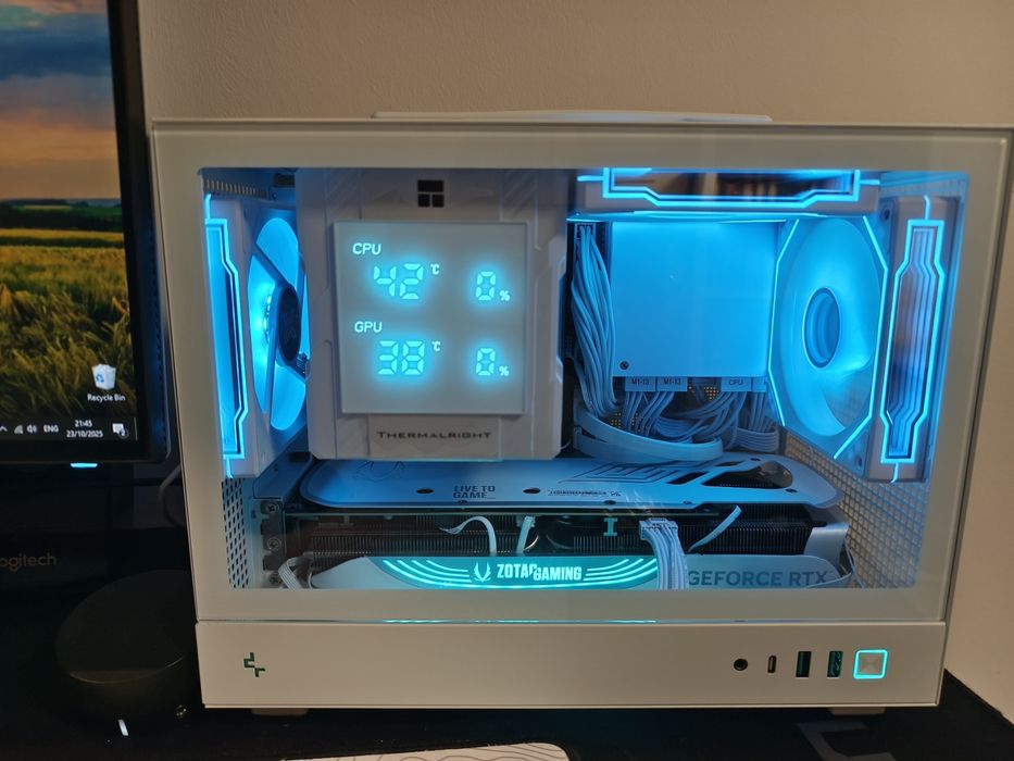 Gaming PC  Ryzen  7 9700x/ RTX 4070 TI Super / 32GB DDR5 6000mhz /4TB