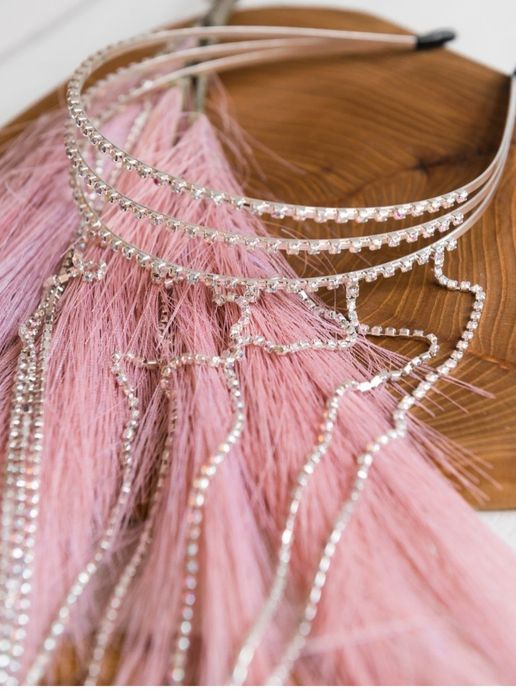 Украшение из страз