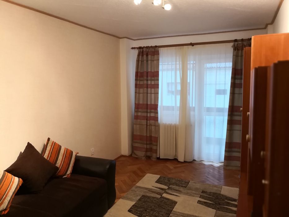 Vând apartament 2 camere decomandat
