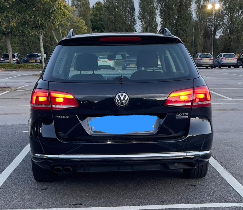 Dezmembrez vw passat b7