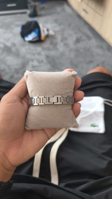 Lacoste гривна Йй