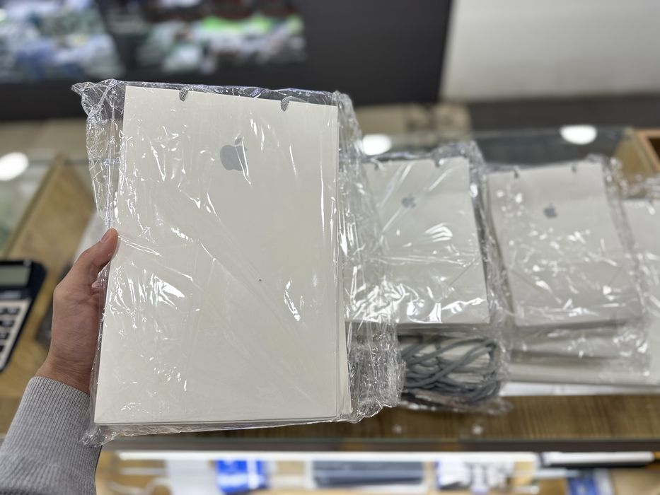 Apple & Dyson Sumkalar