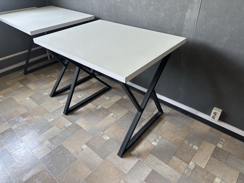 Стол в современном стиле (лофт / минимализм)