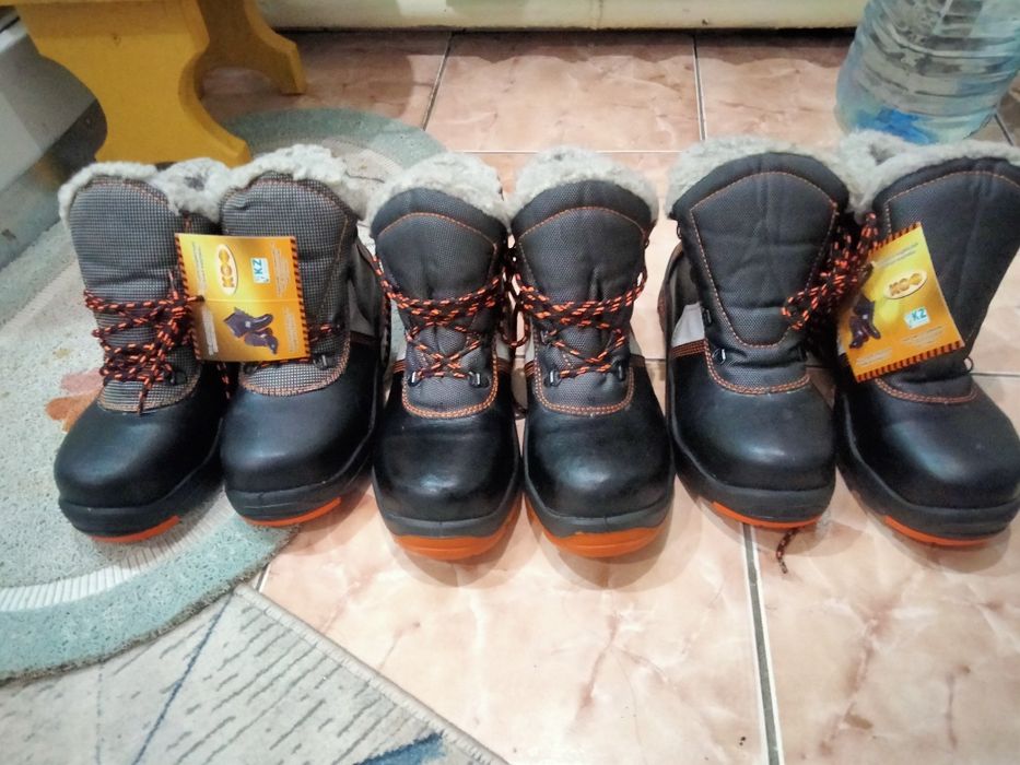 Ботинки рабочие зимние.