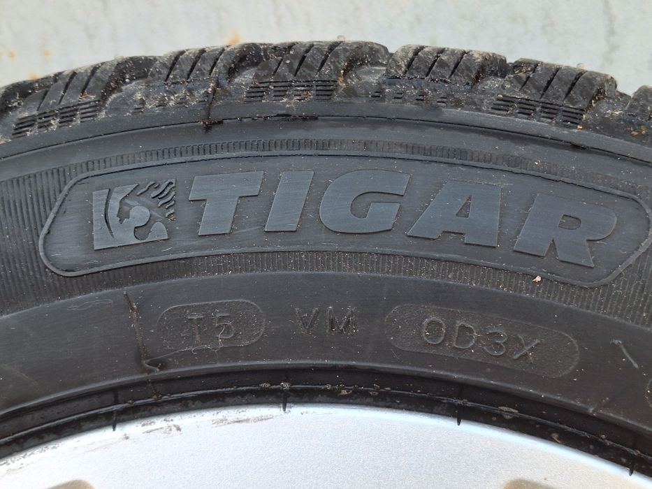 Резина 215. 55  R16