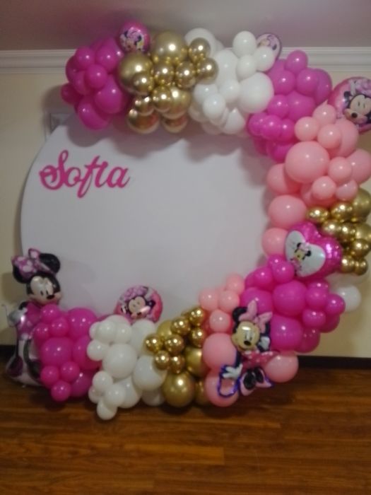 Realizez decoruri din baloane pentru orice petrecere