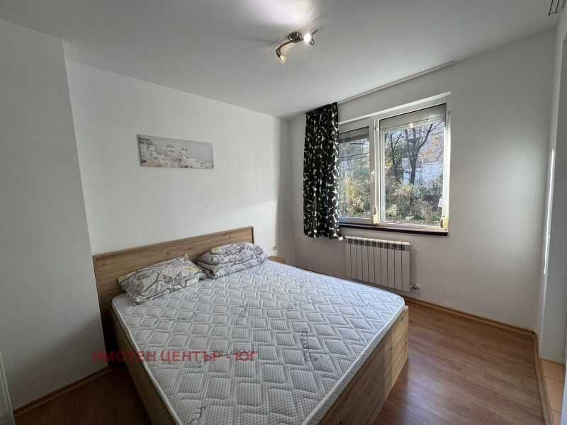 Дава се под наем Тристаен апартамент в София, Оборище - 120 кв.м за 750 € - Снимка #6