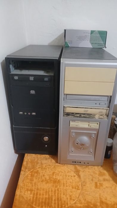 2 монитор 2 процессор хорошом состояние