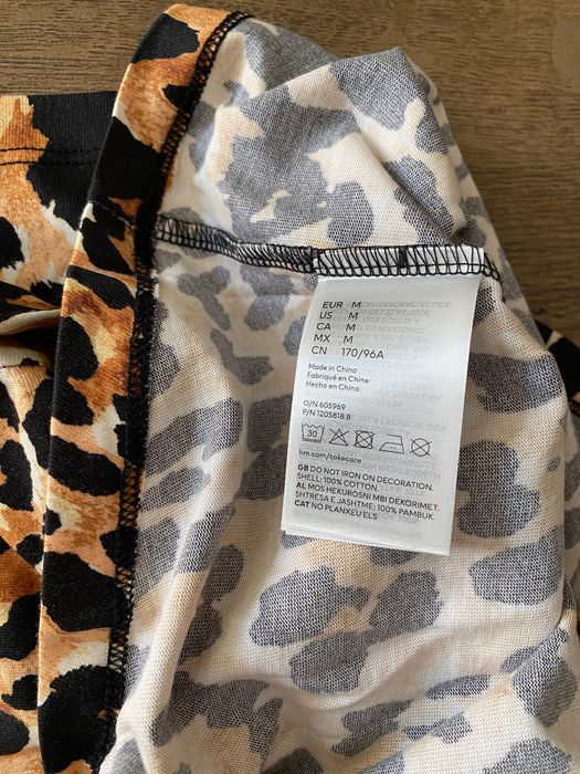 Tricou Nou, Rabanne cu detaliu răsucit și imprimeu leopard pt. femei
