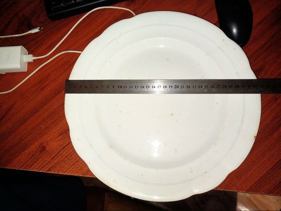 Продам тарелку кузнецов