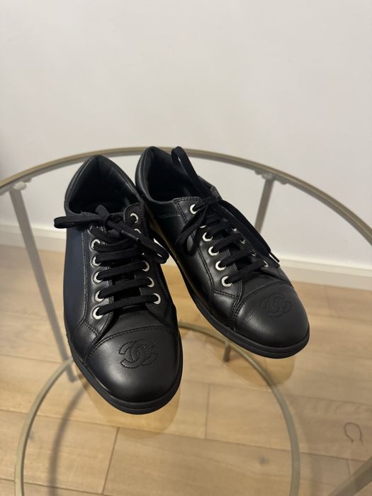 Sneakers Chanel, piele, o singura purtare.