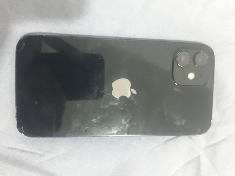 Iphone 12 128Gb сотилади
